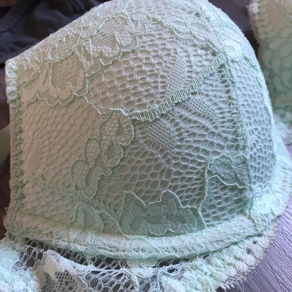 Lasenza Bras - Picture 3 of 6